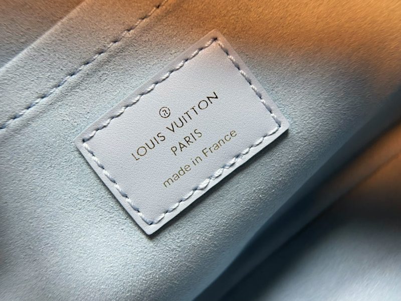 img_d3d3a7c3_20240617_i1718625742_4544_7_jpg LV Speedy Bandoulière 20 Blue Monogram Empreinte Leather