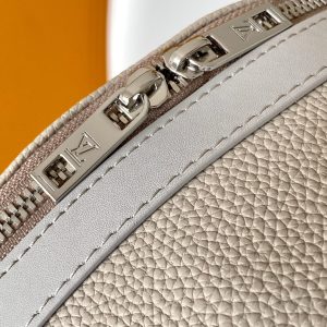 LV Takeoff Backpack White Chocolate Aerogram Cowhide