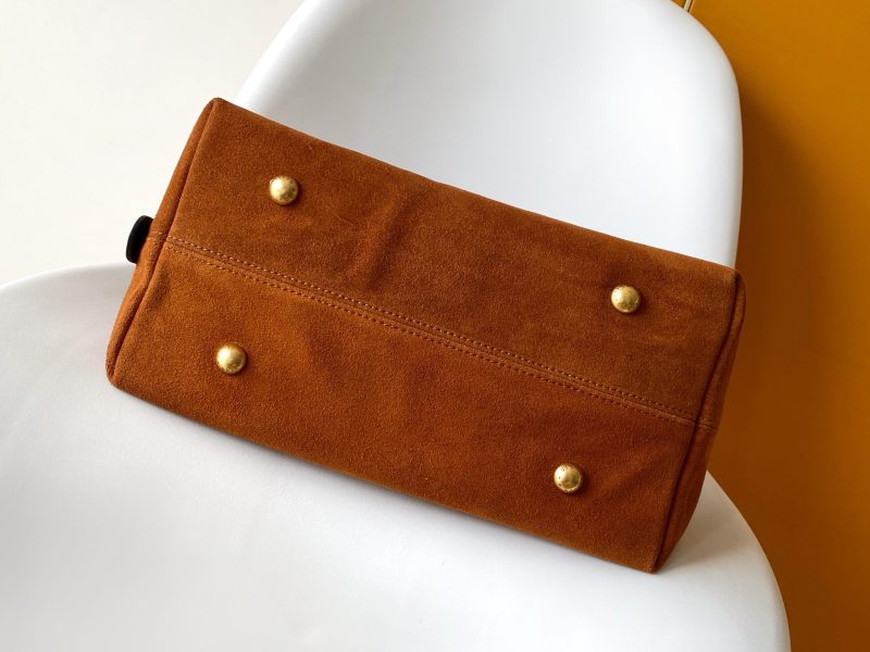 LV Low Key Hobo MM BAg Brown Cognac Suede 268169