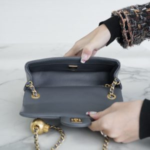 CLASSIC FLAP BAG MINI RECTANGE 20 ROCK GRAY LAMBSKIN GOLD HARDWARE