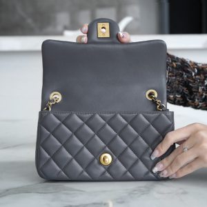 CLASSIC FLAP BAG MINI RECTANGE 20 ROCK GRAY LAMBSKIN GOLD HARDWARE