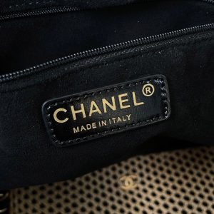 CC 25 Deauville Tote Bag 34cm Beige Black Crochet Suede