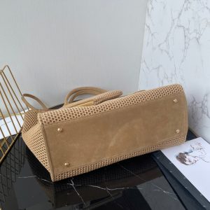 CC 25 Deauville Tote Bag 38cm Beige Crochet Suede