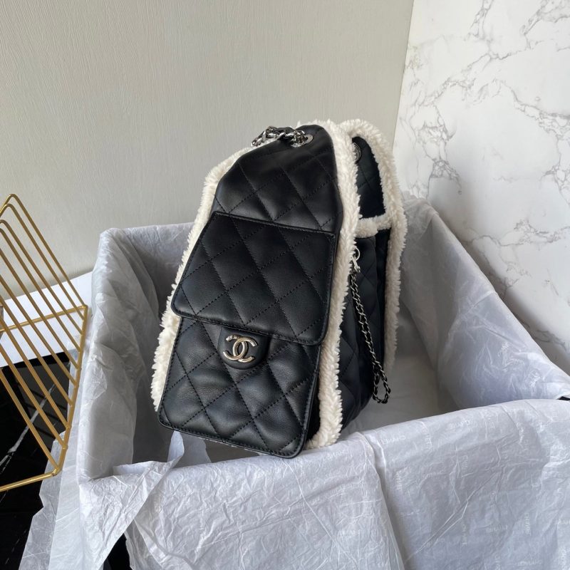 CC 25C Hobo Bag 30cm Black White Lambskin Silver Hardware