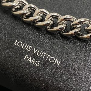 CARRY ALL PM 33.5 BLACK CLAFSKIN SILVER CHAIN