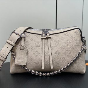 hand it all pm 29cm beige mahina calfskin