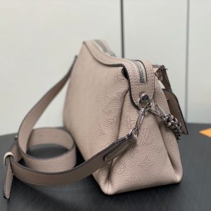 hand it all pm 29cm dark beige mahina calfskin