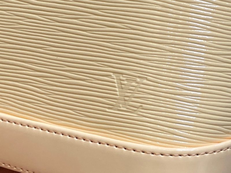 alma bb 23 beige epi calfskin
