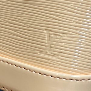 alma nano 18 beige epi calfskin