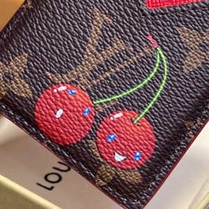 img_e8675cc7_20250524_i1748022148779_4158_0_6_jpg LV x TM Porte-Cartes Magnet Brown Red Monogram Canvas