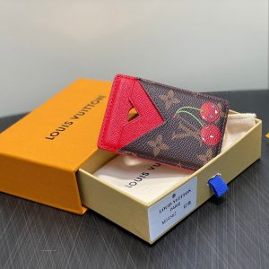 img_e8675cc7_20250524_i1748022150386_6520_0_1_jpg LV x TM Porte-Cartes Magnet Brown Red Monogram Canvas