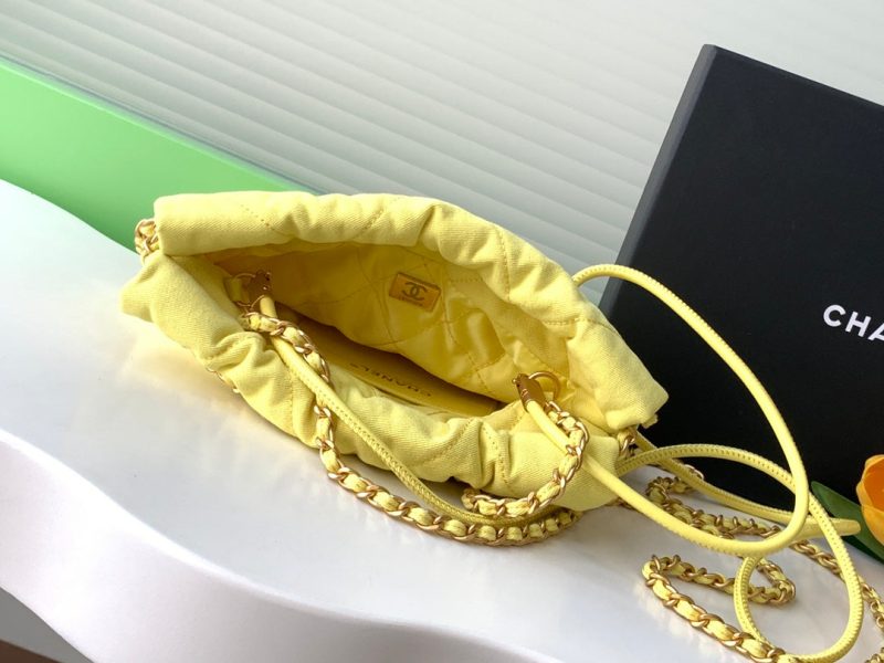 img_ecb71349_20241118_i1731917781_2279_8_jpg_cdf50102-0129-427c-8ba5-af30a826bb20 Chanel 25 Hobo Bag 20cm Yellow Canvas 324801