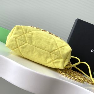 img_ecb71349_20241118_i1731917781_6129_1_jpg_441ba241-0cfb-4b02-8322-d1548202f0c0 Chanel 25 Hobo Bag 20cm Yellow Canvas 324801