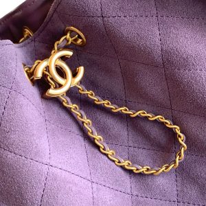 CC 25C Hobo Bag 30cm Purple Suede
