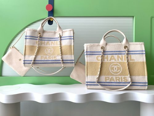 img_ecb71349_20250111_i1736567980670_1902_0_0_jpg CC 25C ToTe Bag Beige Light Tan Canvas Fabric 238508