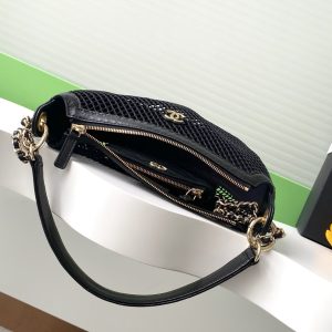 cc 25S Black Clutch Bag With Chain