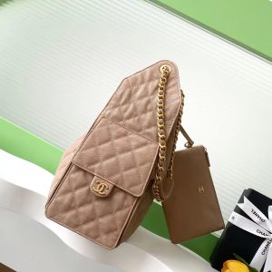 CC 25C Hobo Bags 40cm Brown Grained Calfskin