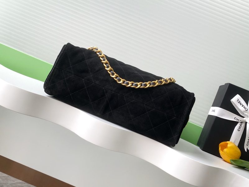 CC 25C Hobo Bag 31cm Black Matelasse Suede