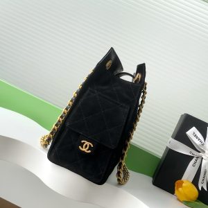 CC 25C Hobo Bag 31cm Black Matelasse Suede
