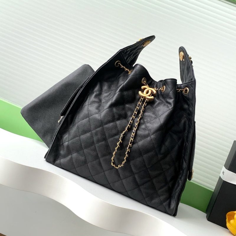 CC 25C Hobo Bags 40cm Black Grained Calfskin