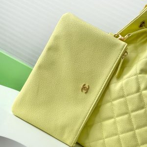 CC 25C Hobo Bags 40cm Lime Grained Calfskin