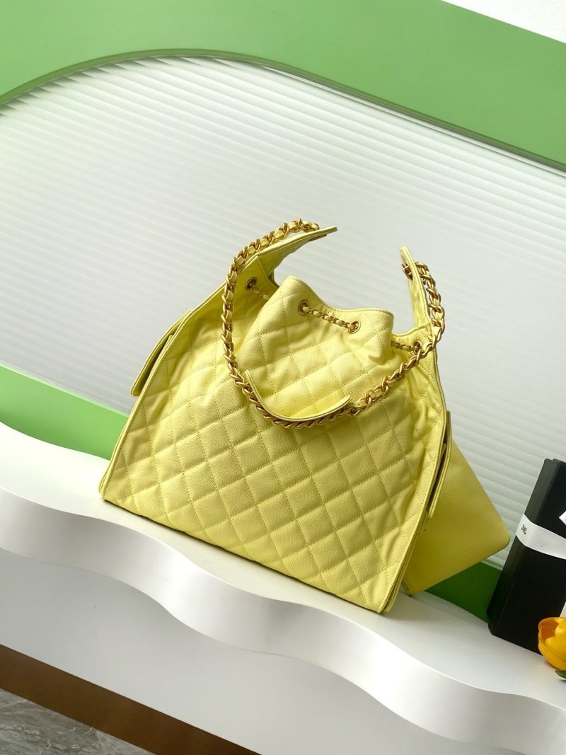 CC 25C Hobo Bags 40cm Lime Grained Calfskin
