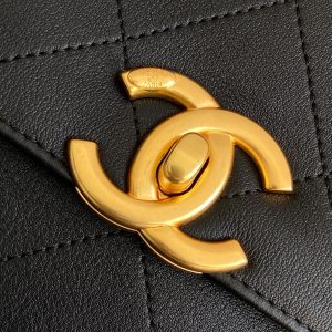 cc 25S Vintage Flap Bag 37cm Top Handle Black Calfskin