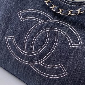 Chanel 25 Tote Bag Navy Blue 48cm Denim Leather 289494