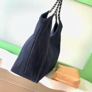 Chanel 25 Tote Bag Navy Blue 48cm Denim Leather 289494
