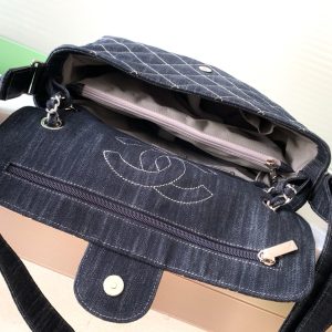 Chanel 25 Bag Navy Blue 34cm Denim Fabric 289496