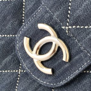Chanel 25 Bag Navy Blue 34cm Denim Fabric 289496
