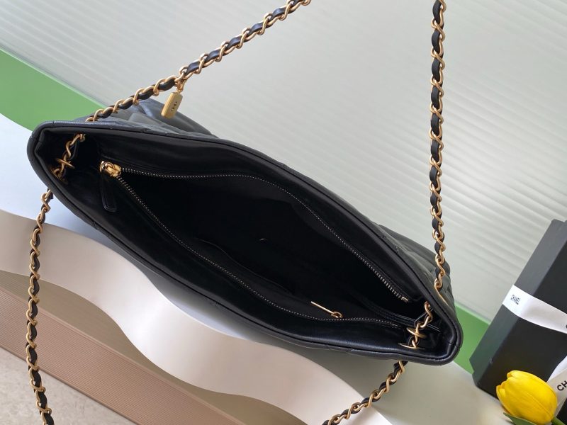 Chanel 25K Bag 38cm Black Gold Sheepskin 293989
