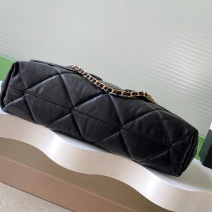 Chanel 25K Bag 38cm Black Gold Sheepskin 293989