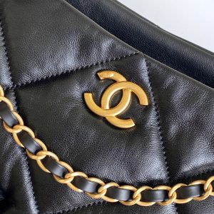 Chanel 25K Bag 38cm Black Gold Sheepskin 293989