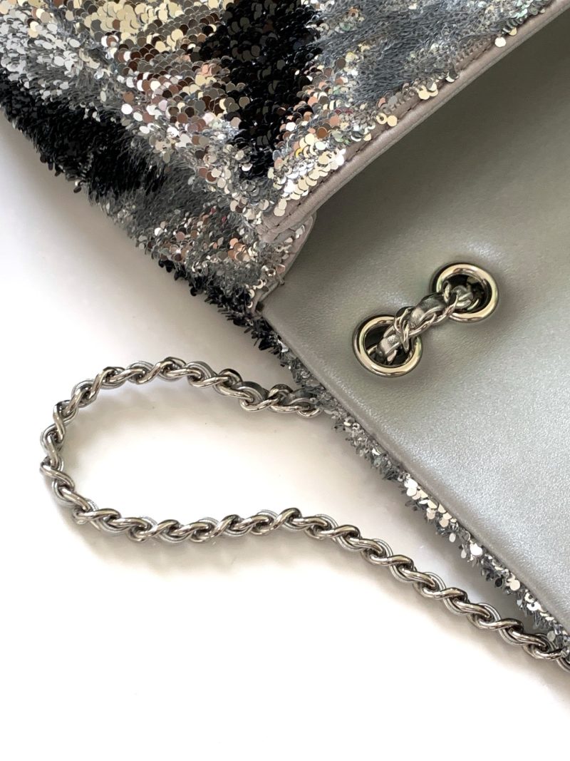 img_ecb71349_20251022_i1761108801113_7685_0_6_jpg CC 2025 Flap Bag Black Silver Sequin 298201
