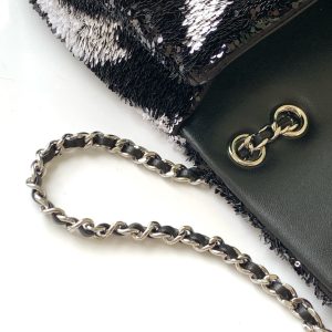 img_ecb71349_20251022_i1761108823272_5072_0_6_jpg CC 2025 Flap Bag Black White Sequin 298200