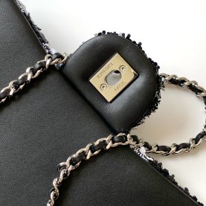 img_ecb71349_20251022_i1761108824686_1158_0_5_jpg CC 2025 Flap Bag Black White Sequin 298200