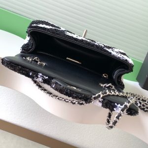 img_ecb71349_20251022_i1761108824792_8207_0_7_jpg CC 2025 Flap Bag Black White Sequin 298200