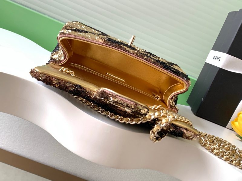 img_ecb71349_20251022_i1761108847016_2586_0_7_jpg CC 2025 Flap Bag Brown Gold Sequin 298199