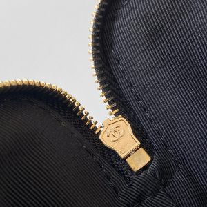 CC 2025 Phone Bag 18cm Black Cowhide 310331