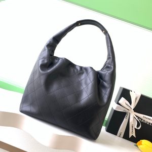 CC 2025 Hobo Bag 45cm Black Calfskin 311196