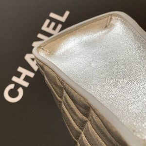 Chanel 25 Christmas Limited Hobo Shoulder Bag Silver Lambskin 324809