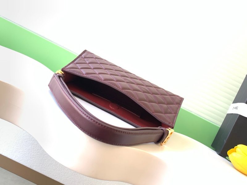 Chanel 25 Christmas Limited Hobo Shoulder Bag Burgundy Lambskin 324808