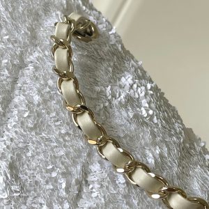Chanel 25 Sequin Embroidered 21cm Bag White Leather Sequins 286172