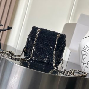 Chanel 25 Sequin Embroidered 21cm Bag Black Leather Sequins 286173