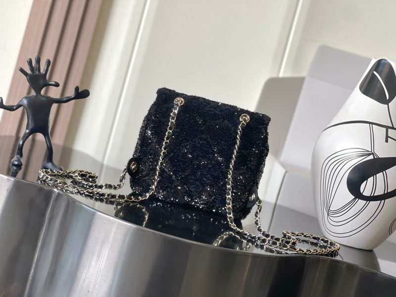 Chanel 25 Sequin Embroidered 21cm Bag Black Leather Sequins 286173