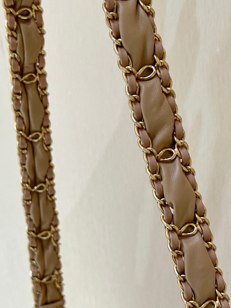 19 FLAP BAG 20 BEIGE BODIN CALFSKIN GOLD HARDWARE