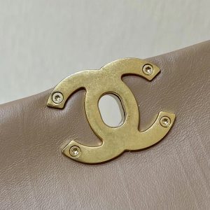 19 FLAP BAG 20 BEIGE BODIN CALFSKIN GOLD HARDWARE