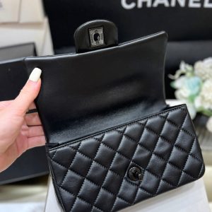 25C Mini Flap Bag Top Handle 20cm Black Lambskin Black Hardware