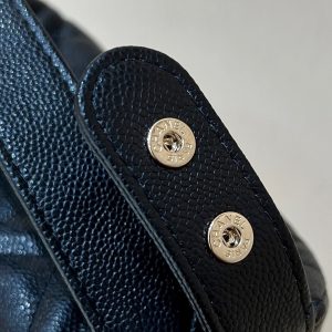 25C Hobo Bag 19cm Black Grained Calfskin